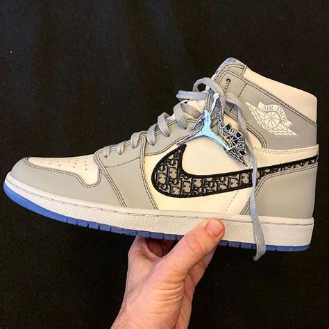 dior jordan 1 kids.